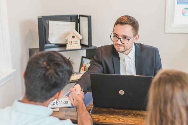 Courtier immobilier à Annecy : optimisez votre financement immobilier